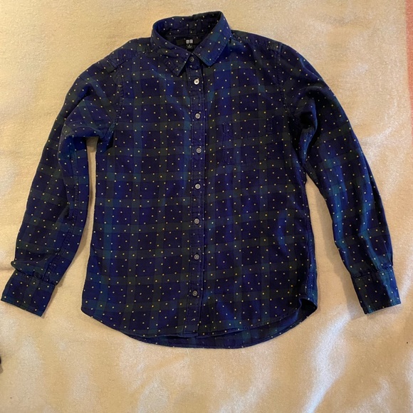 Uniqlo flannel button-up shirt - Picture 1 of 4